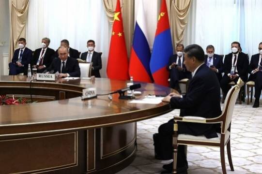    На Западе обратили внимание на тревожный сигнал в переговорах Владимира Путина и Си Цзиньпина