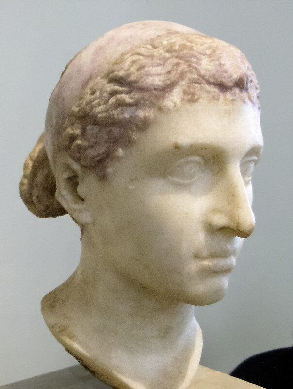 Скульптурный портрет Клеопатры из Берлина. 30-40 гг. до н.э. / Marblebust of Cleopatra VII of Egypt form 30-40 BC. Altes Museum Berlin /Berliner Museumsinsel. via