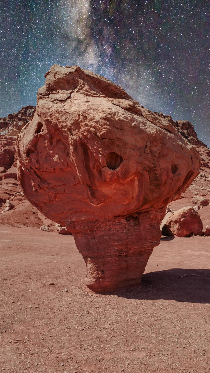 картинка с сайта https://cosmomerch.ru/blogs/blog/pochemu-mars-krasnyy