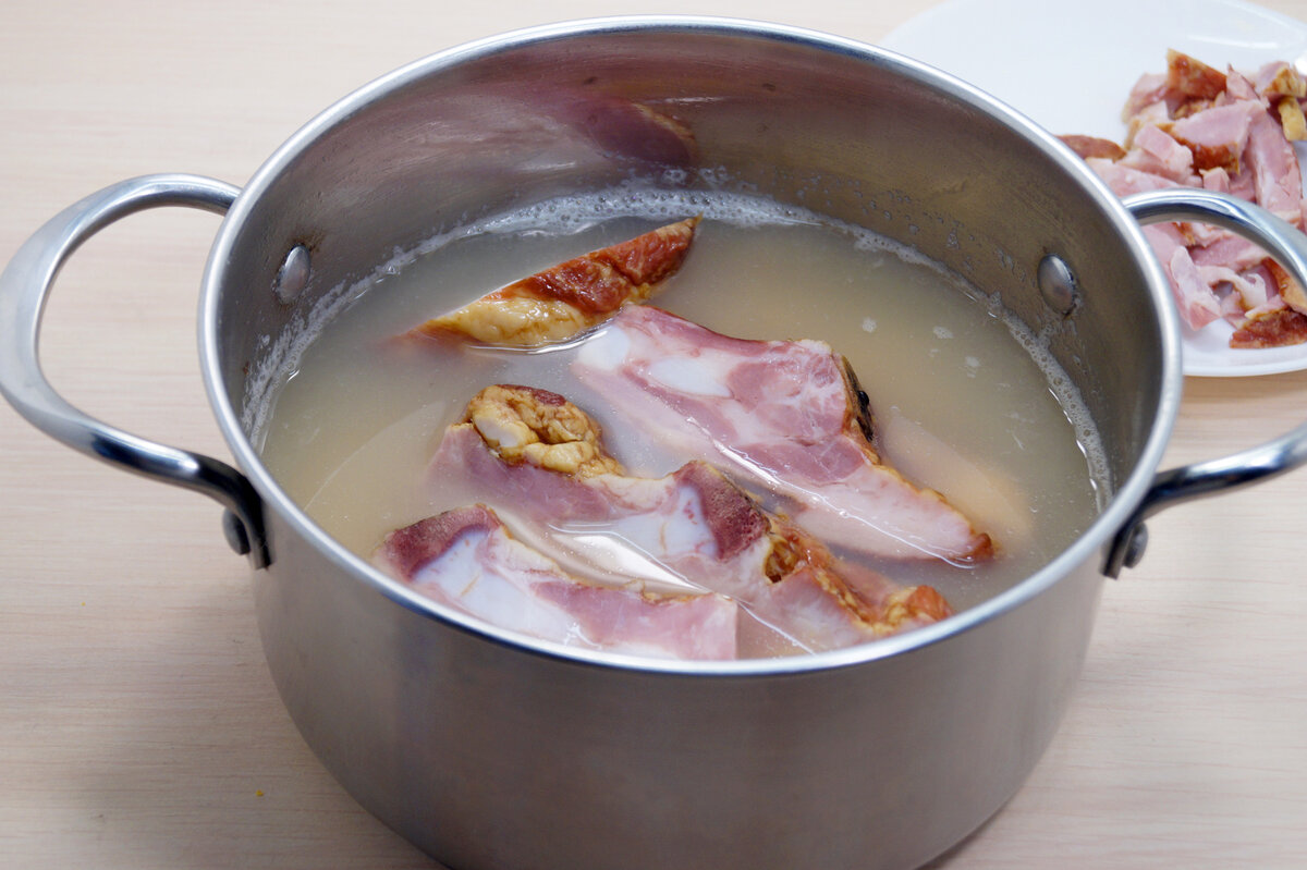 Суп из свиных ребрышек с рисом