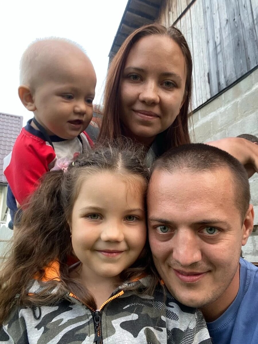 Сергей Иванов с женой и детьми. Фото: соцсети