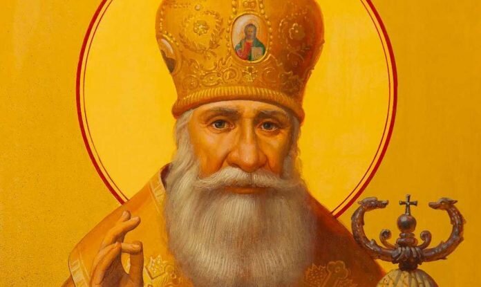 
Святитель Георгий (Конисский). https://www.fondsk.ru/news/2018/02/23/borec-za-duhovnoe-edinstvo-rusi-45660.html