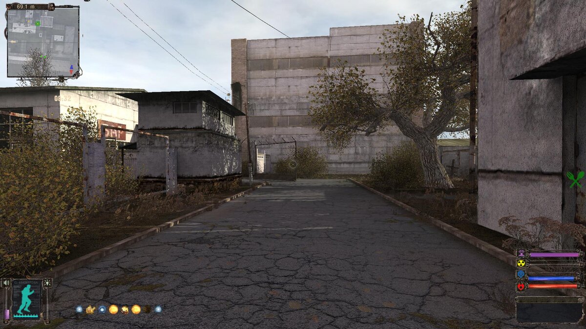 Идём в бар, тем более есть много хабара на продажу.