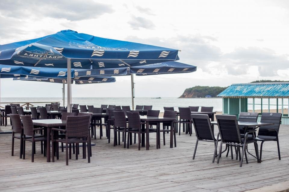 Кому это море, кому это солнце? Фото из открытых источников.