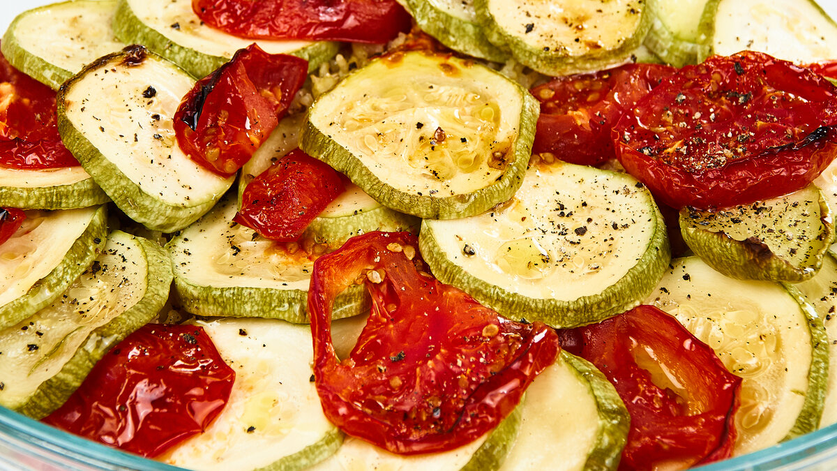 Вот такой яркий и вкусный  получается "рисовый рататуй"=)