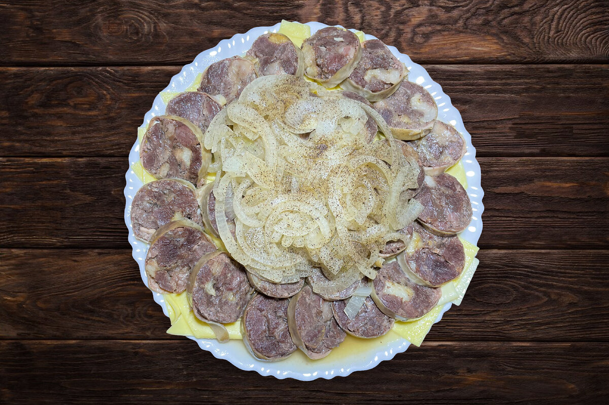 Бешбармак — одно из наших любимых блюд