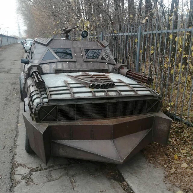 Транспорт на случай нападения Зомби)