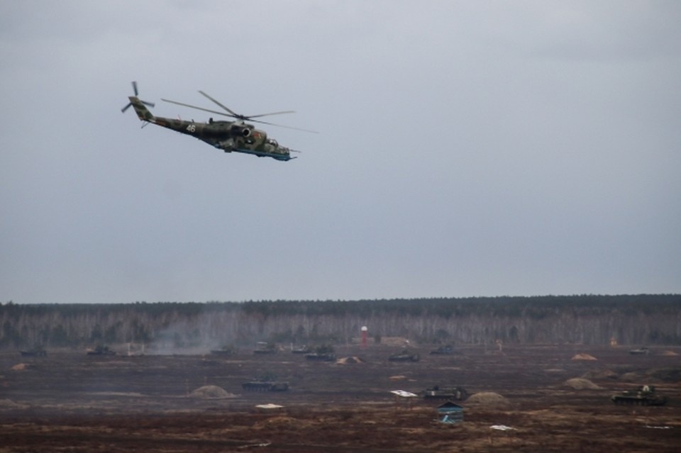     Минобороны показало видео совместной работы вертолетов и ВС России при проведении спецоперации на Украине Владимир ДЕМЧЕНКО