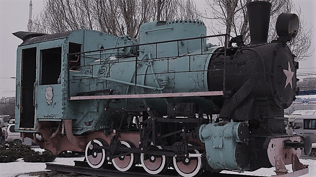 Паровоз Кч4-101. Привокзальная площадь Ростова-на-Дону.  