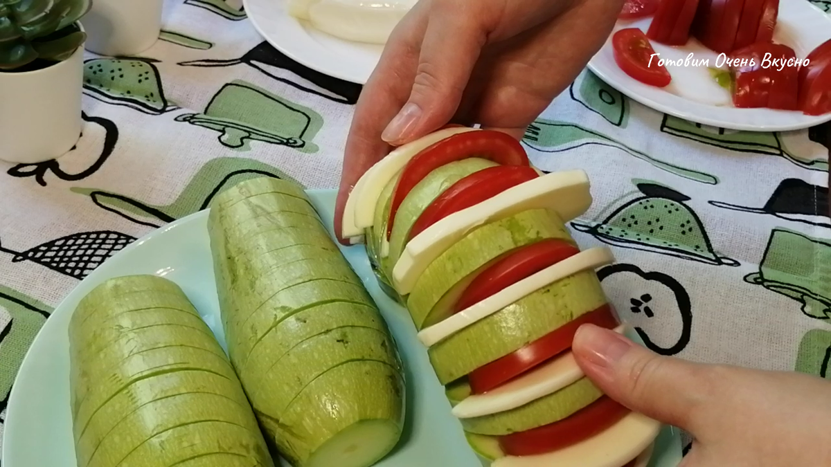 Сочные, вкусные запеченные кабачки в духовке. Вот уж точно полезное блюдо |  ГОТОВИМ очень ВКУСНО | Дзен