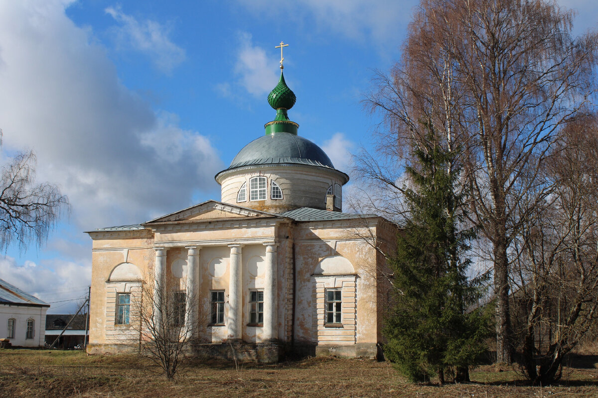 Храм благовещения пока что не действует 