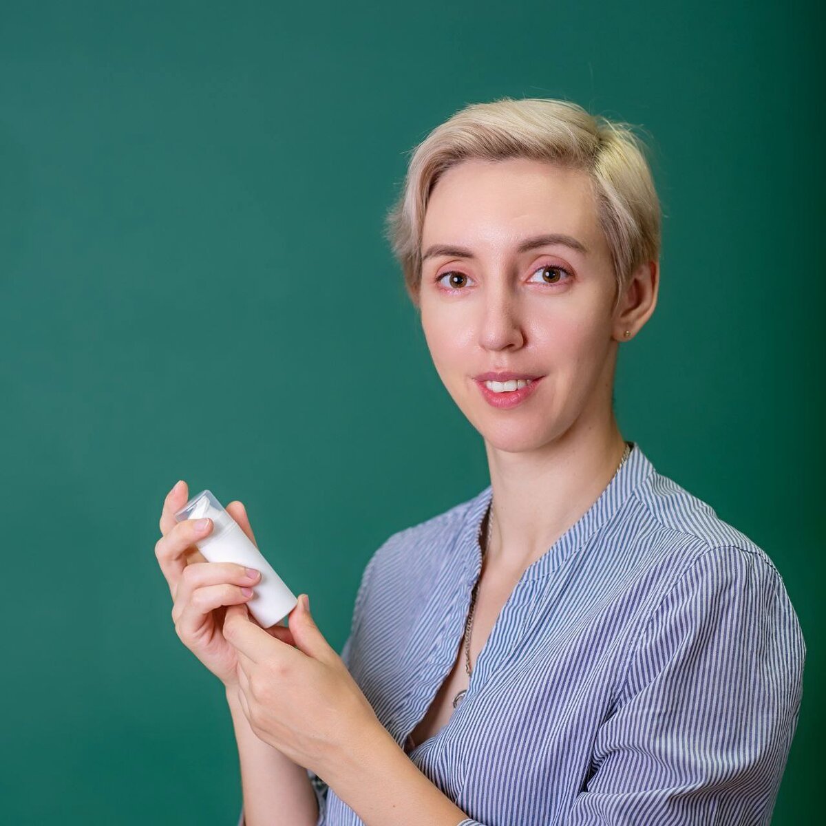 Инесса Ибрагимова со своей натуральной косметикой "Кислород"