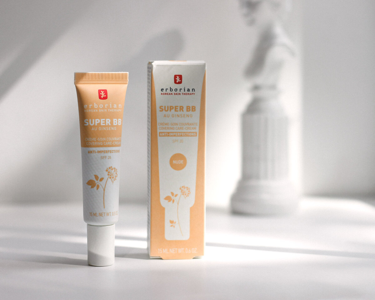 Стоимость миниатюрного тюбика около 1500 рублей. 