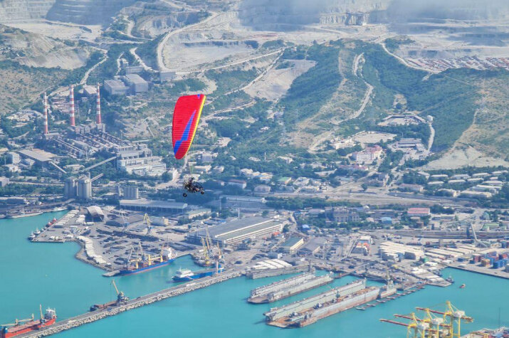 Стоит ли Ехать в Геленджик в 2025 Можно ли КУПАТЬСЯ в Море (...И про Мазут)