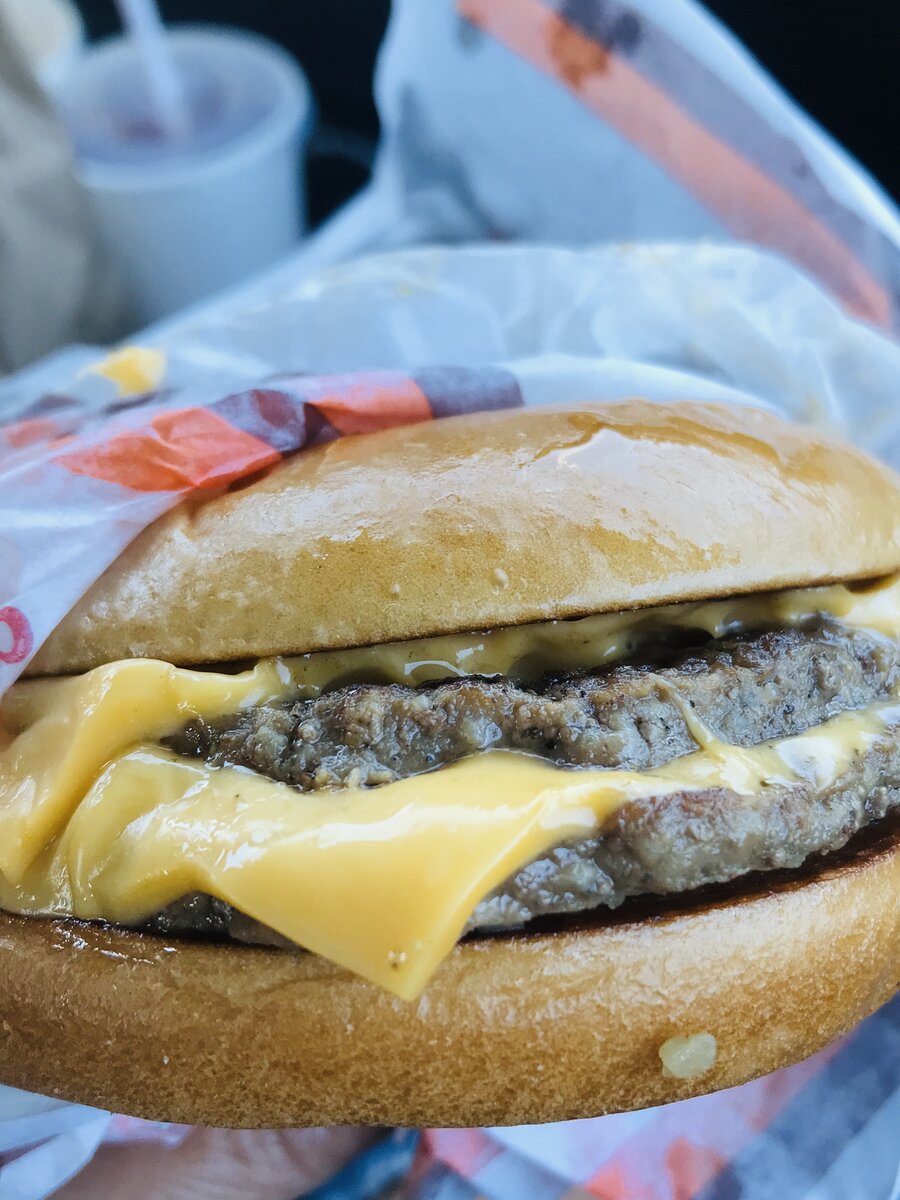 Вкусно и Точка 