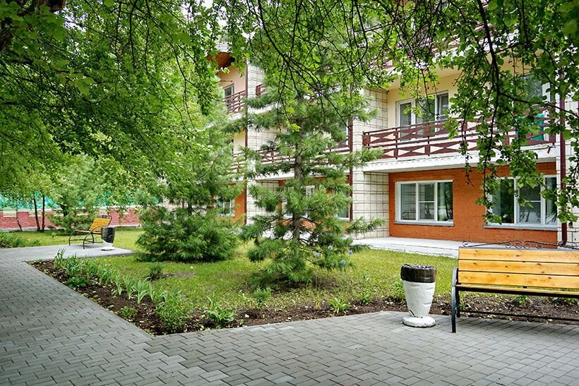 Санаторий «Доволенский» — курорт регионального значения на берегу живописного озера. 