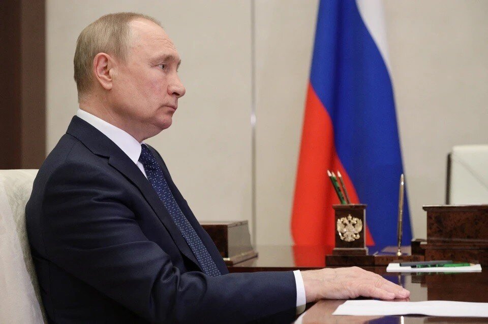     Владимир Путин  REUTERS