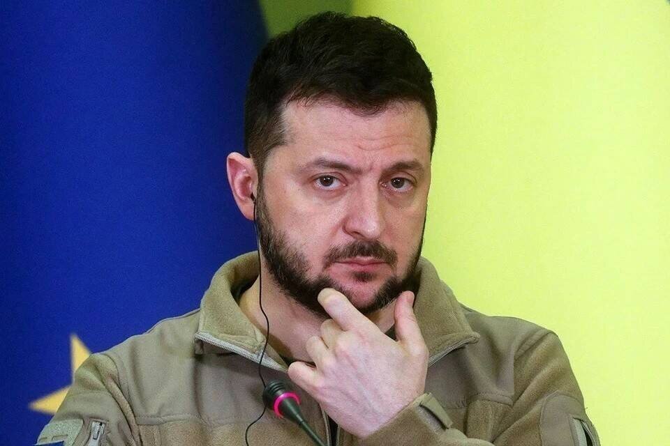     Президент Украины Владимир Зеленский попросил у Запада вооружения дальнего действия  REUTERS