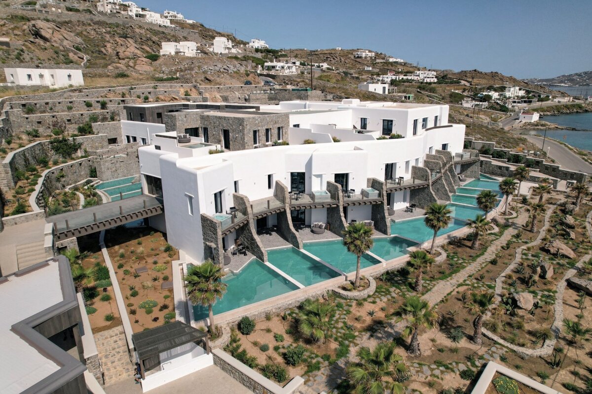 Напольный керамогранит под камень в проекте интерьера