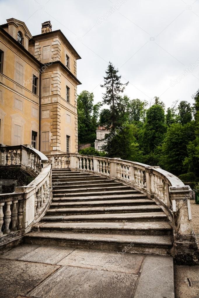  Музей - жилище для руссо туристо. Сток-фото ru.depositphotos.com 