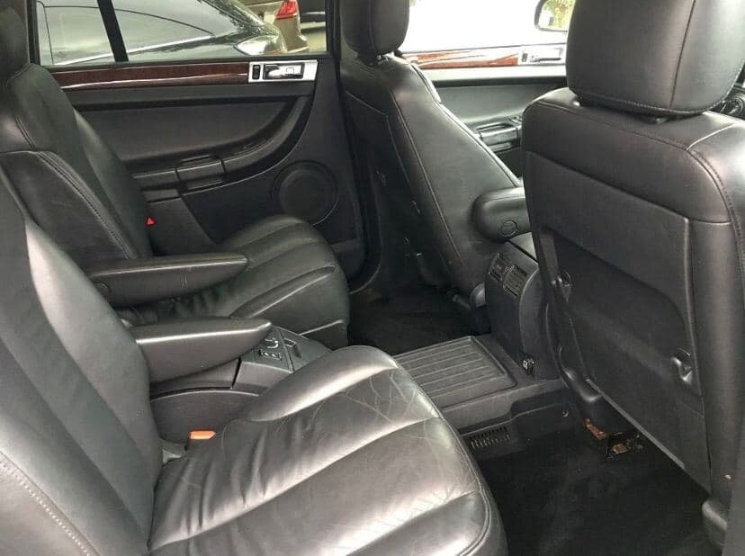 Второй ряд пассажиров.