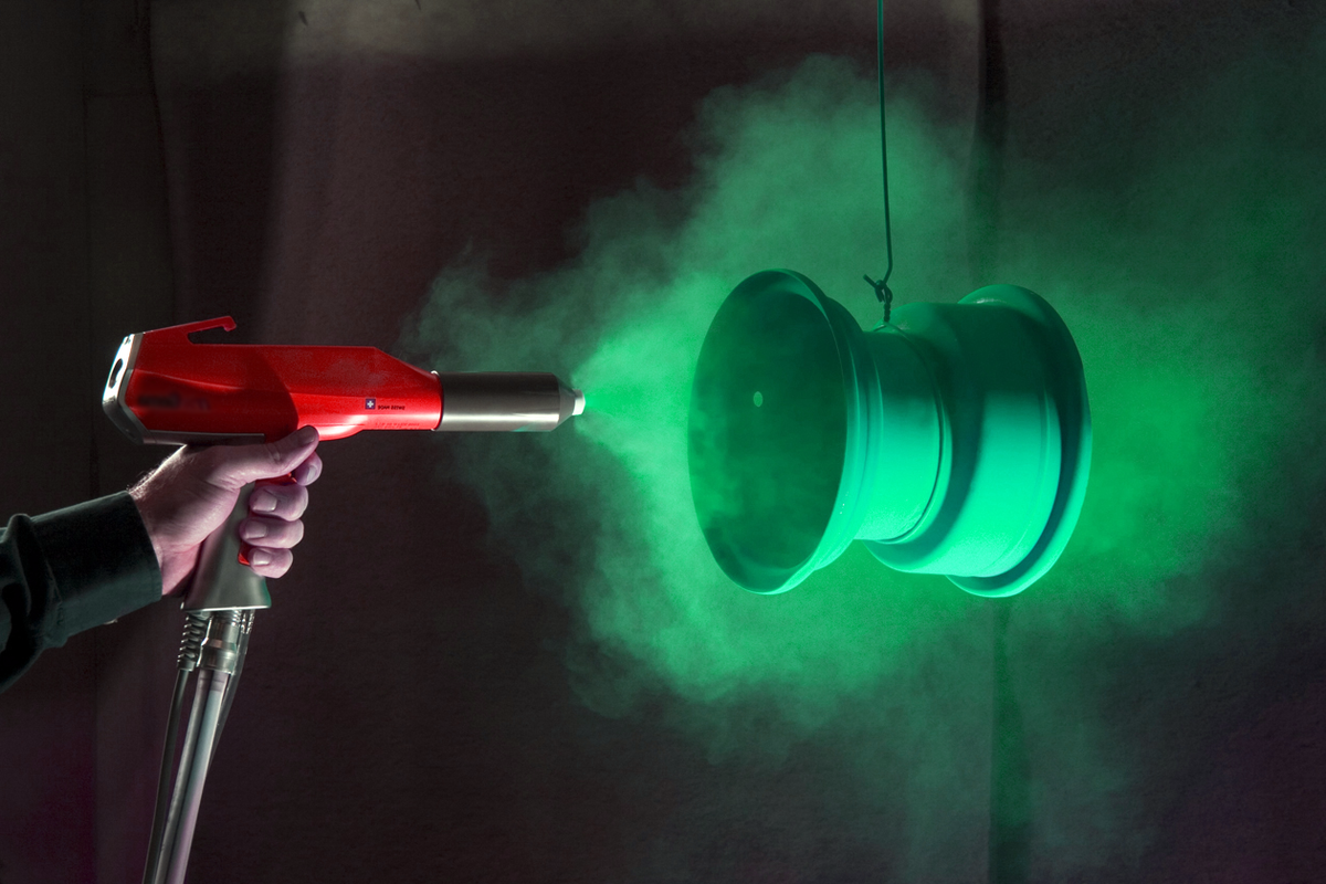 Металл покрытый порошковой краской. Порошковая краска Powder coating. Покраска порошковой краской. Порошковая покраска металла. Порошковая окраска металлических изделий.