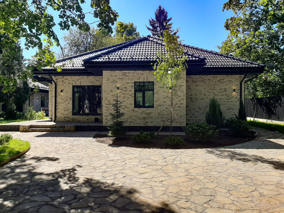 Дом жизни видео. Монолит Хаус СПБ. Litwin House.