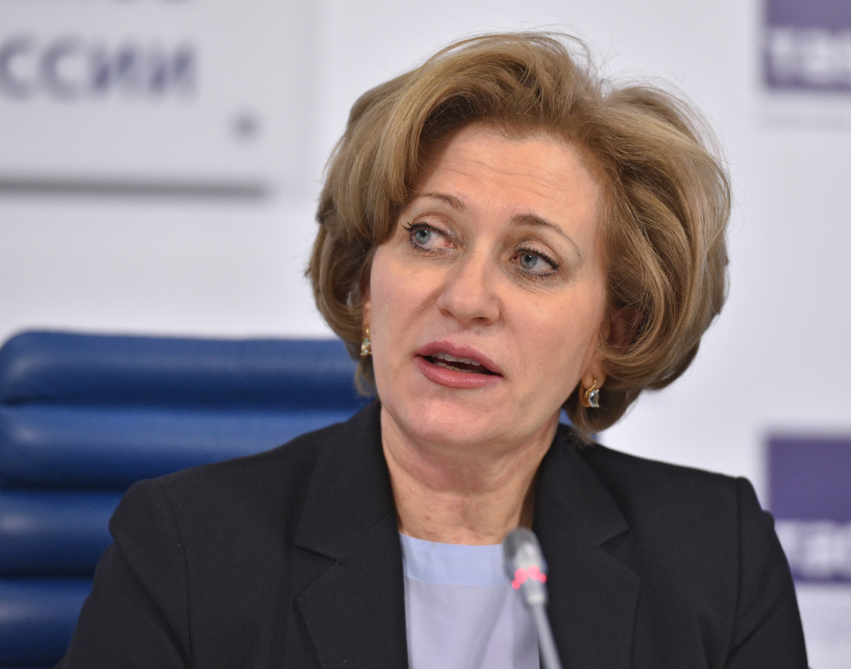 Анна Попова