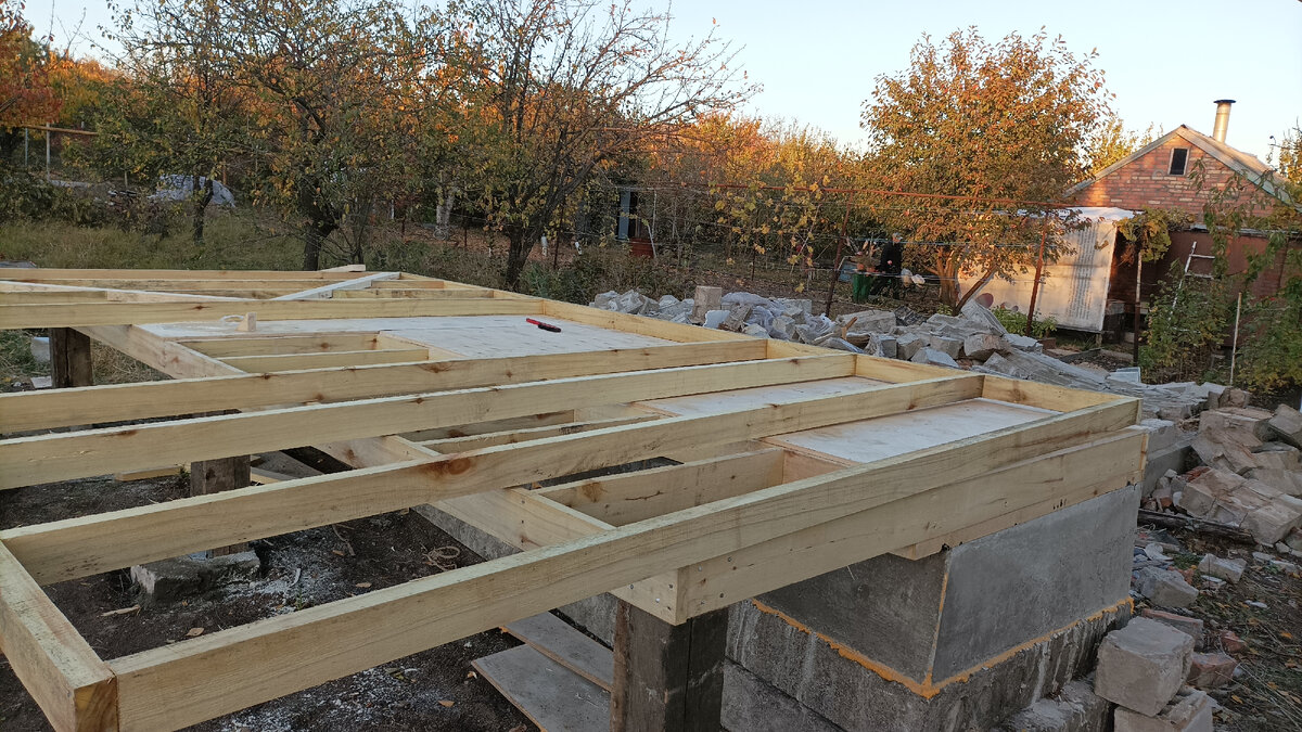 В таком виде решили её поднять и закрепить.