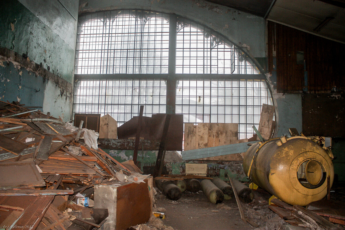 Так выглядит барокамерный зал от вспышки