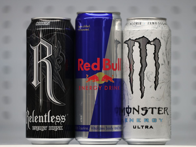 Рисунок 1. Пример энергетических напитков с содержанием таурина (источник: theguardian.com)