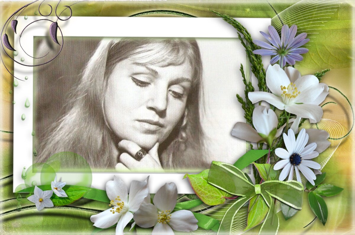 Автор открытки Наталья Белякова.