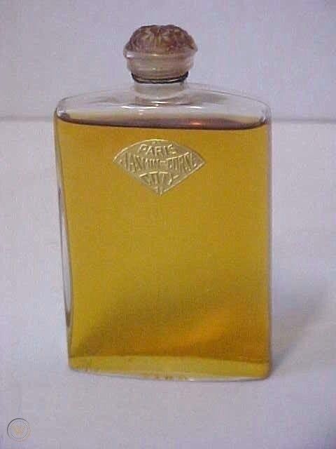 Тоже флакон Lalique, но попозже и попроще