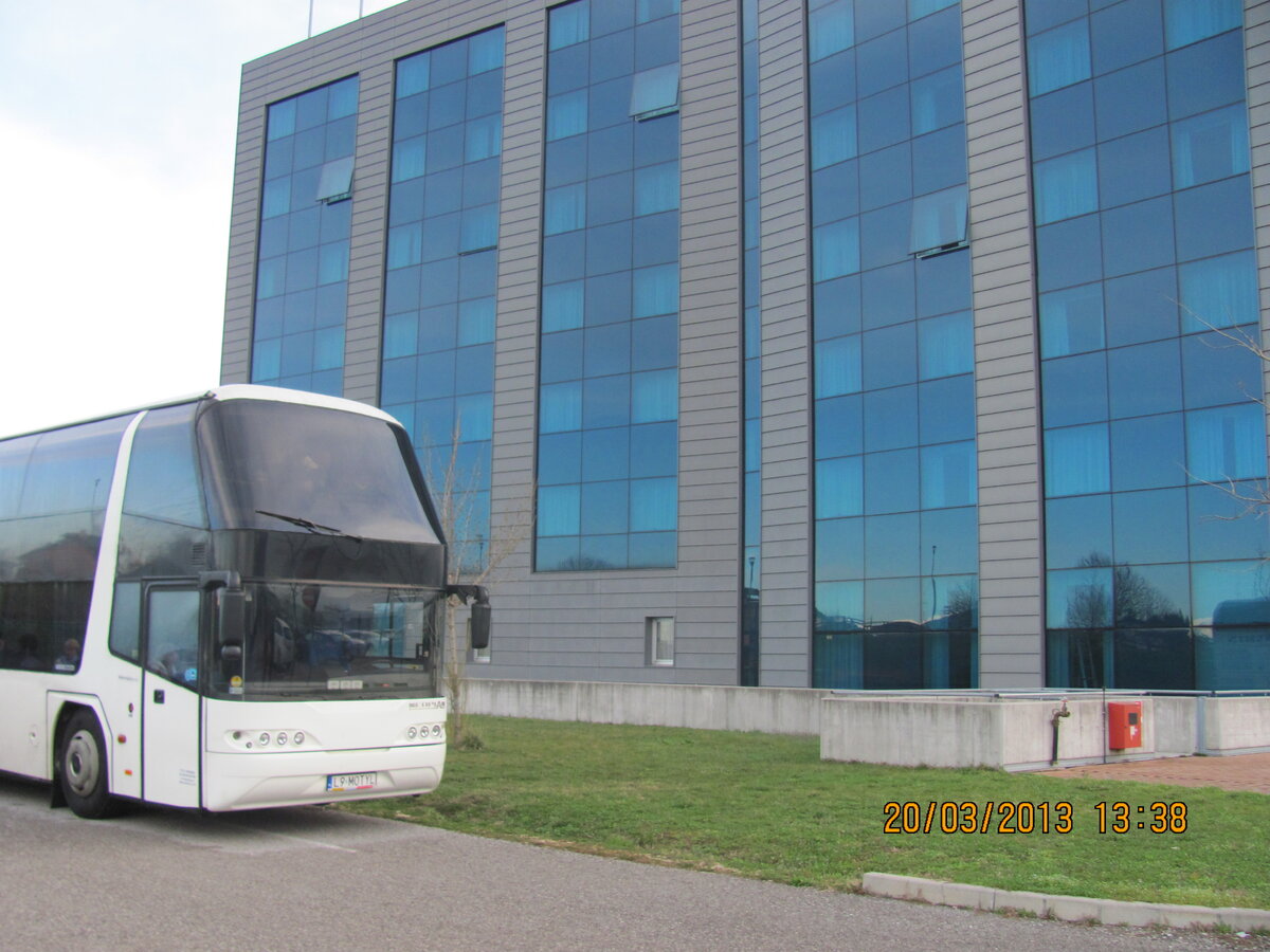 Приношу извинение за время на снимках: они почему-то не поддаются редактированию. Время даже не московское: то ли ижевское (фотоаппарат там бывал), то ли вообще выставлено произвольно.