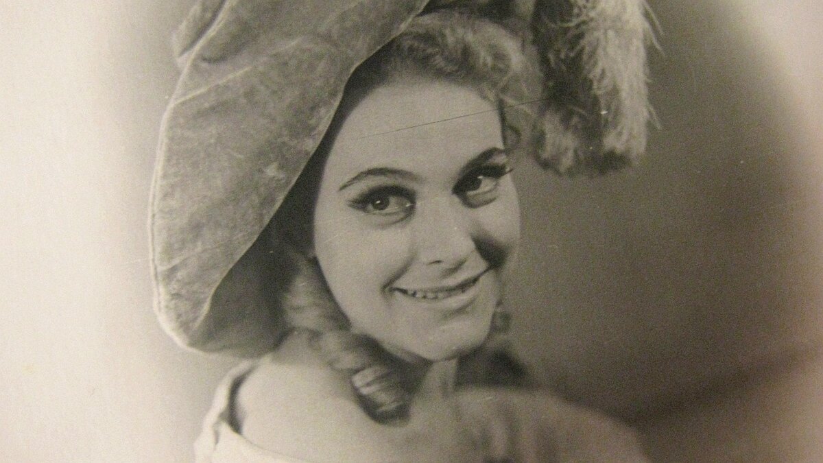 GoldКино. "Крутила роман с Олегом Басилашвили" Личная жизнь актрисы Татьяны Пилецкой