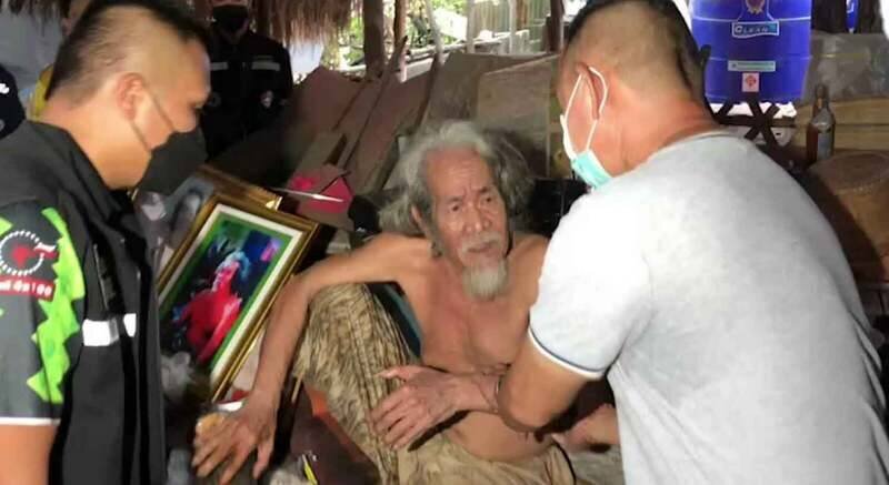 Тхави Нанра якобы говорил своим последователям, что употребление его телесных жидкостей, включая фекалии, излечит любую болезнь. 
