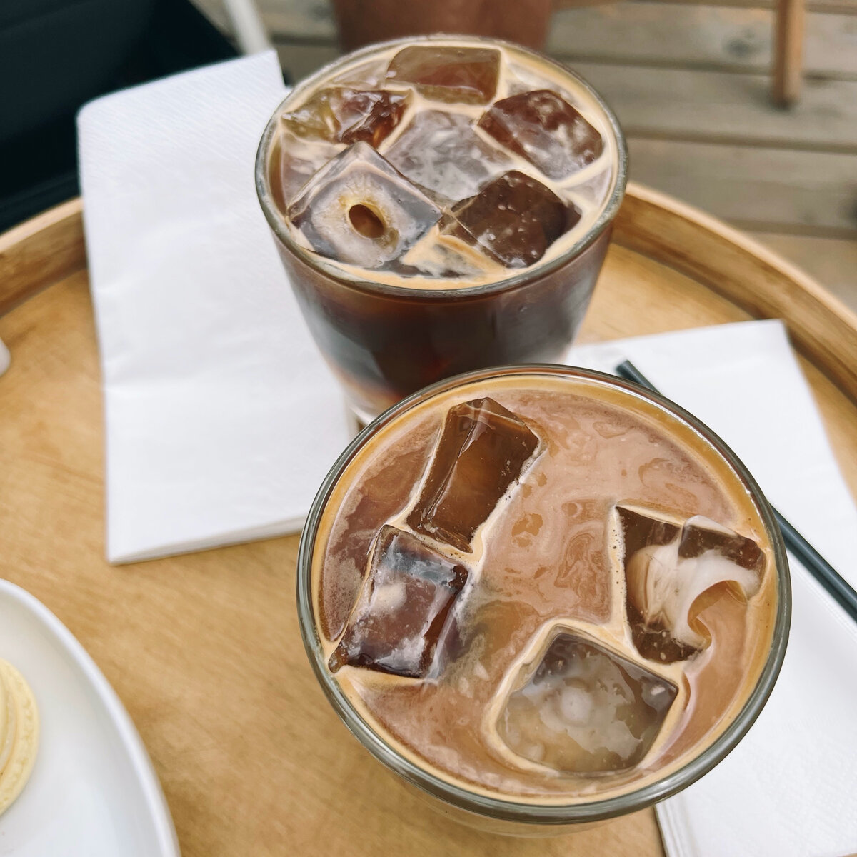 Я обожаю лето за холодный латте. Или холодный латте за ассоциации с летом...?