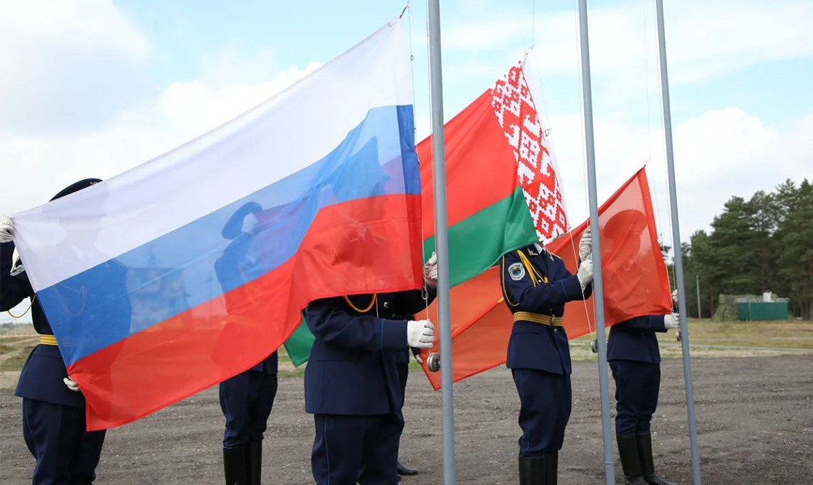 Образование союзного государства. Россия и Беларусь. Армия Союзного государства. Объединенное государство России и Белоруссии. Флаг России и Беларуси.