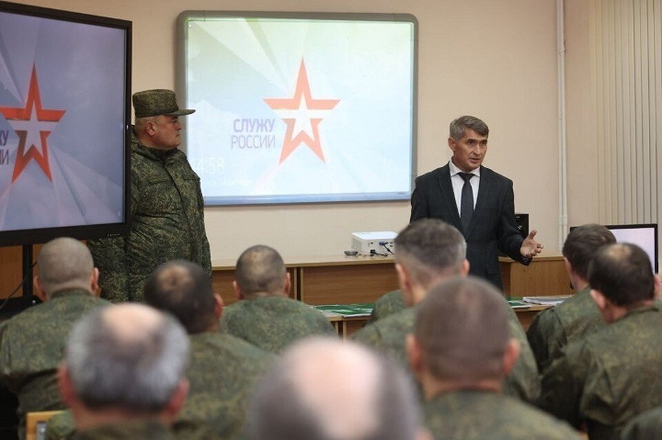     По словам Олега Николаева, частичная мобилизация прошла достаточно ровно и на высоком уровне. Фото: пресс-служба главы Чувашии.
