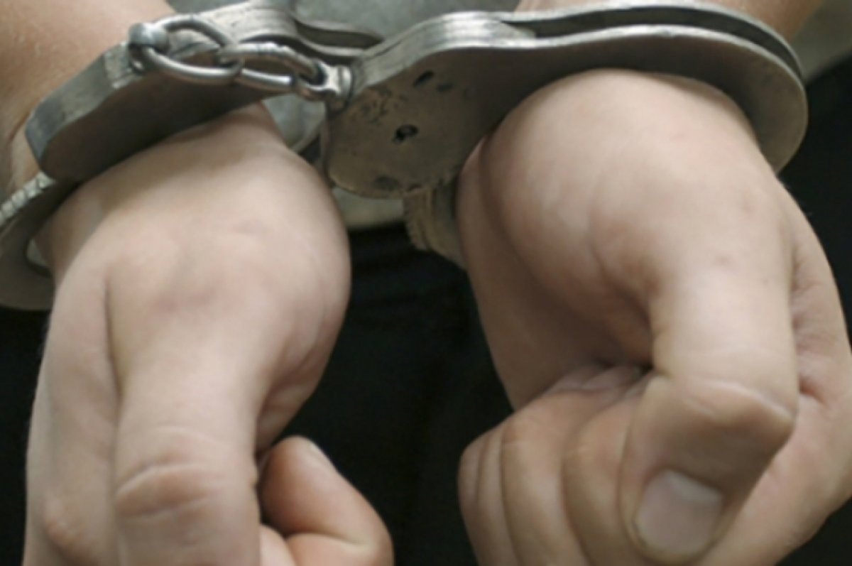    Арестован самарец, привязавший женщину к стулу, и ударивший её ножом