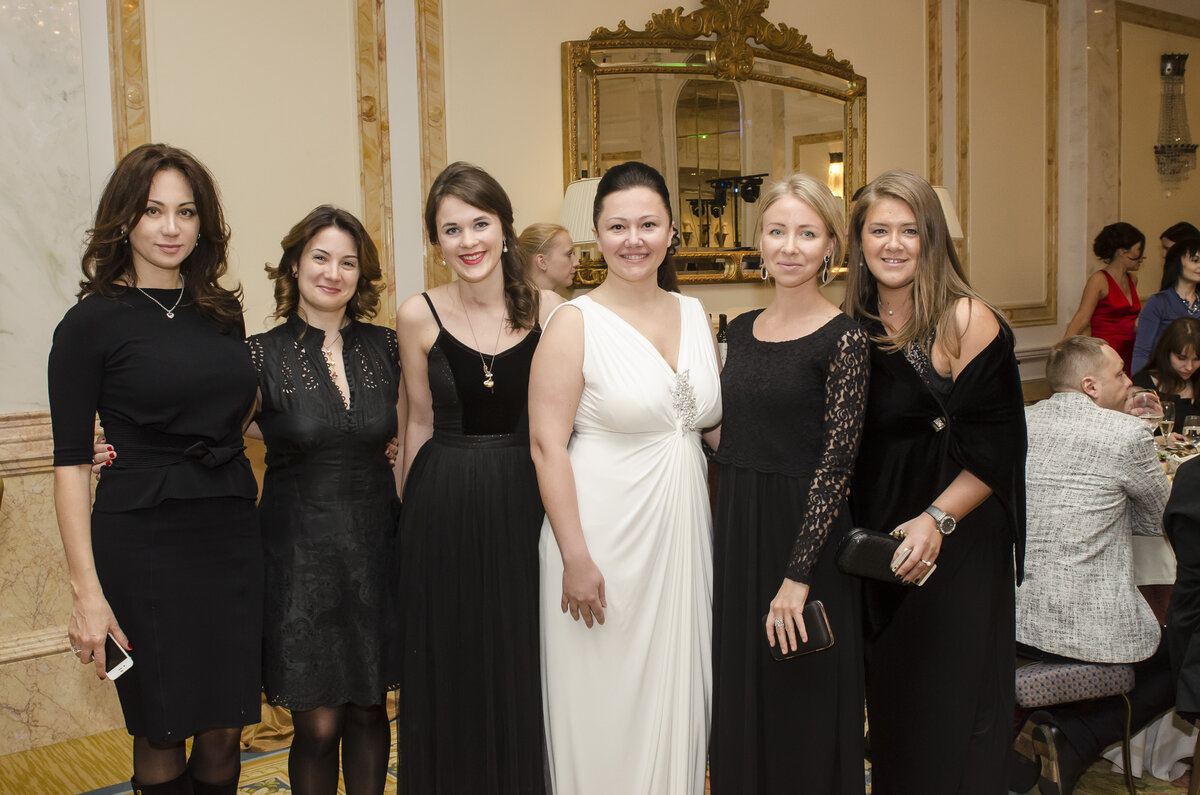 Dress CODE черный - не был объявлен)