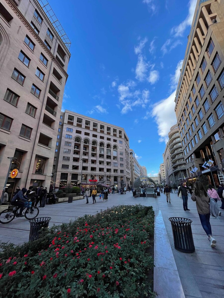 Северный проспект в центре Еревана.