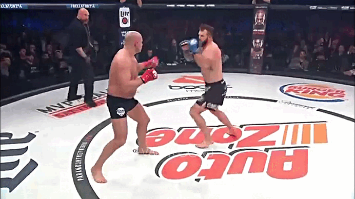 Бейдер ловит Федора ударом