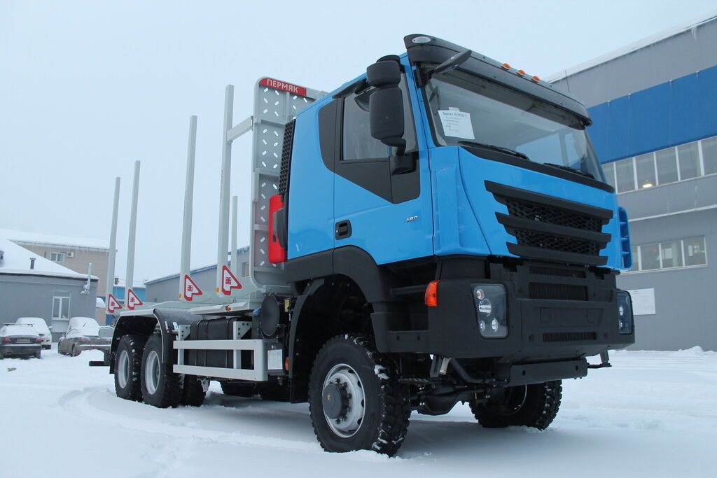 Сортиментовоз ПЕРМЯК ЕВРО на шасси АМТ N.V.