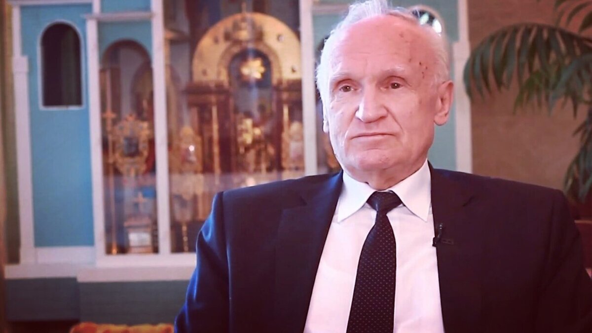 Алексей Ильич Осипов — учёный-богослов, педагог и публицист, доктор богословия, заслуженный профессор Московской духовной академии, апологет, проповедник, писатель, православный катехизатор.