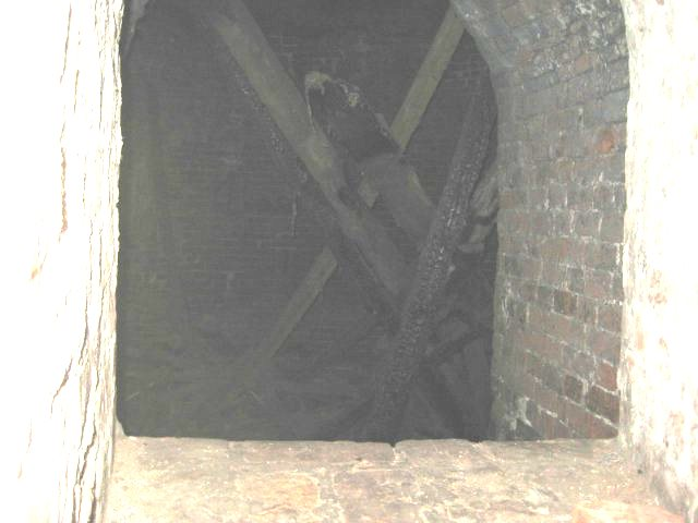  6 октября 2013 г. Газета «Pro Город» от 7 сентября 2013 г. писала: «Налажен свободный проход через Зачатьевскую башню (0+).-4