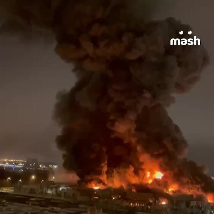    Пожар в ТЦ «Мега Химки» Видео: Mash
