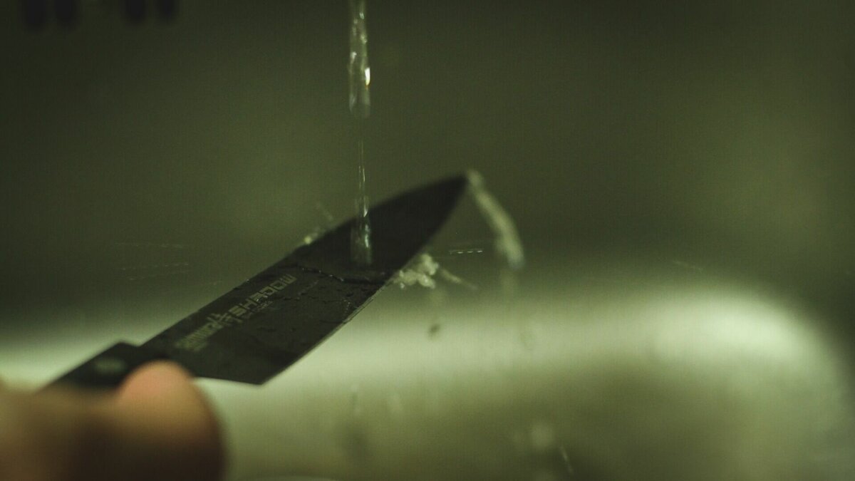     В Сарапуле местную жительницу осудили за умышленное причинение тяжкого вреда здоровью собственному мужу.