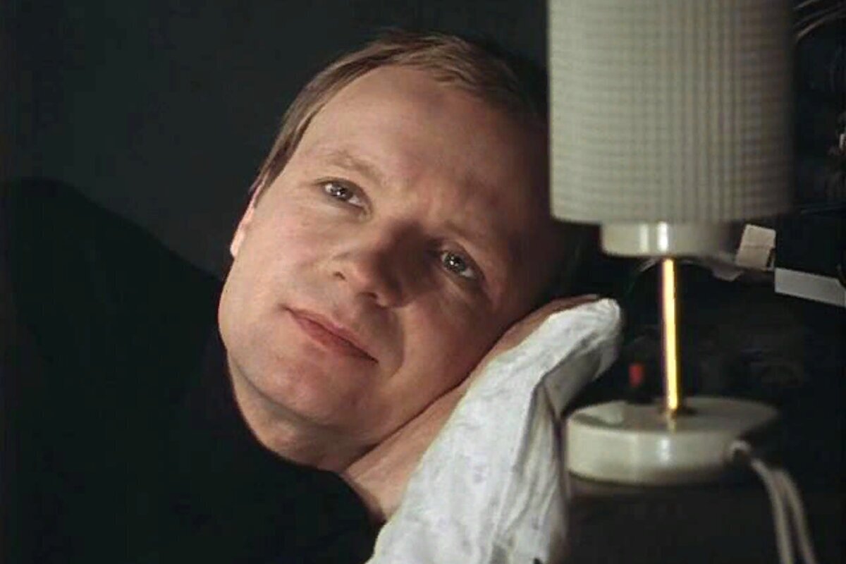 мечтательный Лукашин