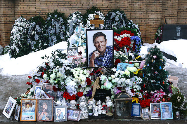 без юры. юра шатунов сейчас. концерт без хоя. без юры. сектор газовой атаки в память юрию хою.